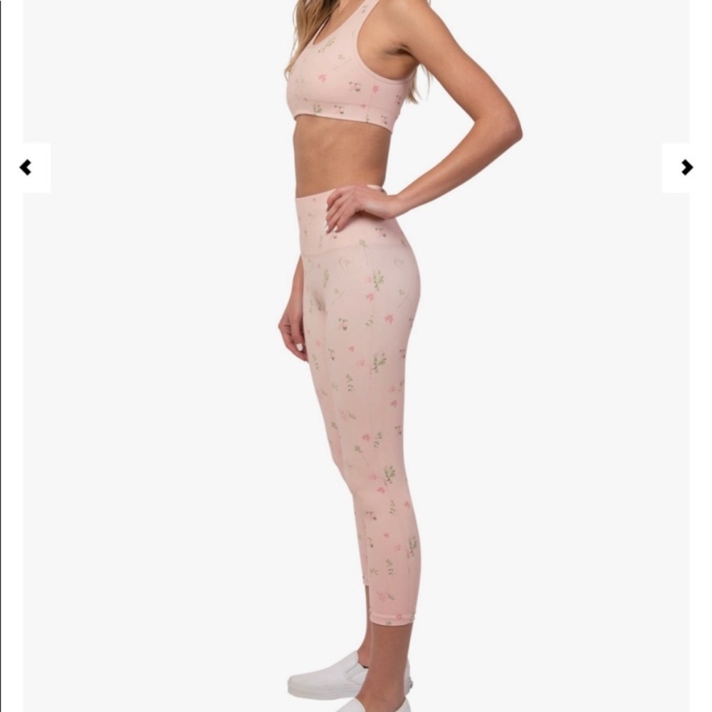 TLA by Morgan Stewart Pink Floral Leggings & Bra Set